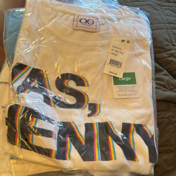 QUEER EYE White YAS Henny Tee Size Large New w/ Tag Factory Sealed MSRP $30 SOO - Picture 10 of 10